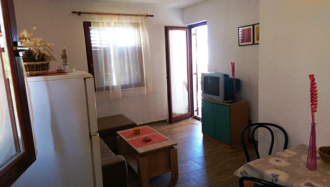 Apartments Delibasic Rogoznica  Luaran gambar