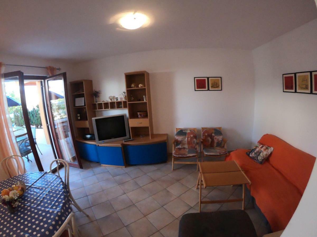 Apartments Delibasic Rogoznica  Luaran gambar
