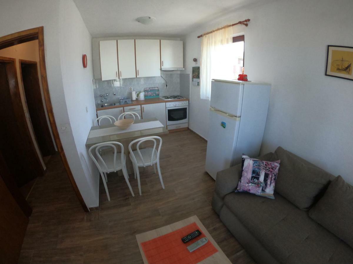 Apartments Delibasic Rogoznica  Luaran gambar
