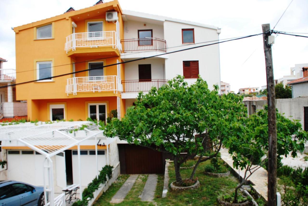 Apartments Delibasic Rogoznica  Luaran gambar